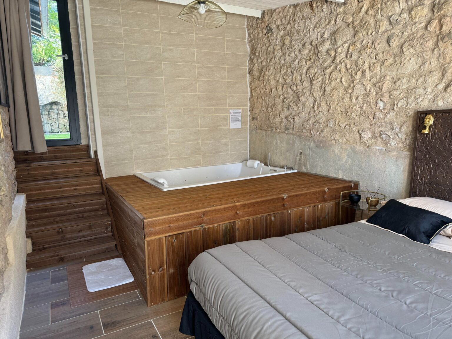 brantome-lov-bnb-unnamed-2024-10-17t114611.352