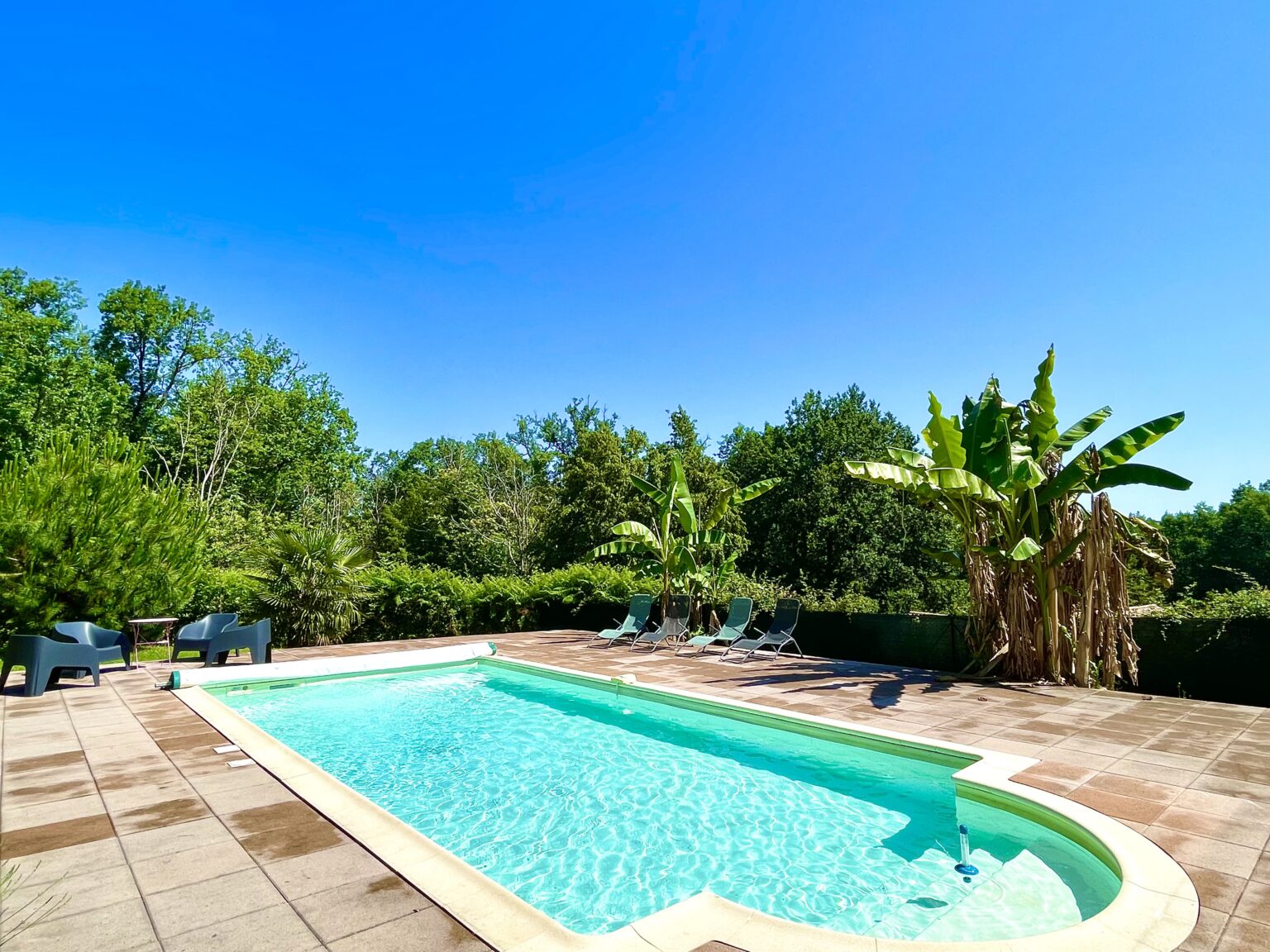 caporizon-Dordogne-Perigord-Villa Puy d'aiguillon-location-saisonniere-airbnb-booking